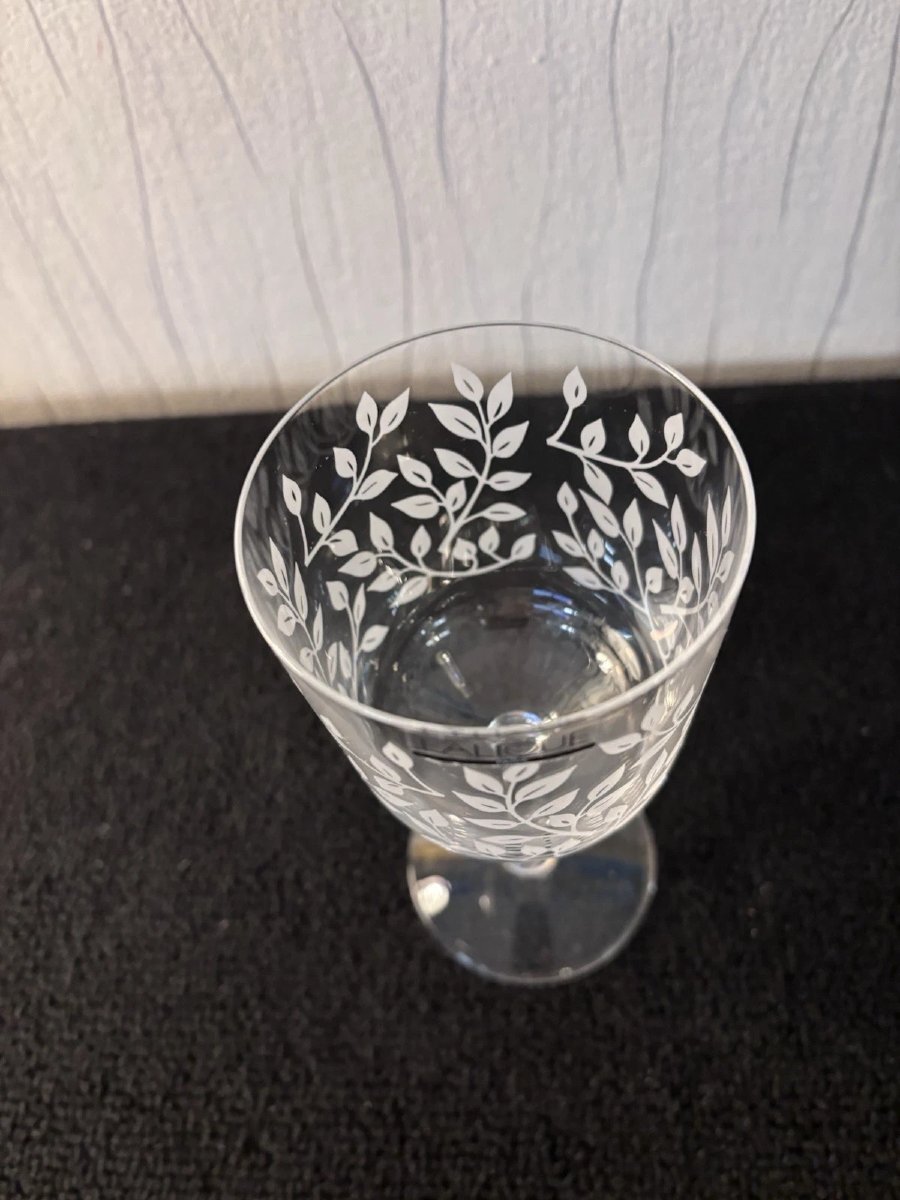 Lalique Liane Clear Crystal Wine Glass-photo-3