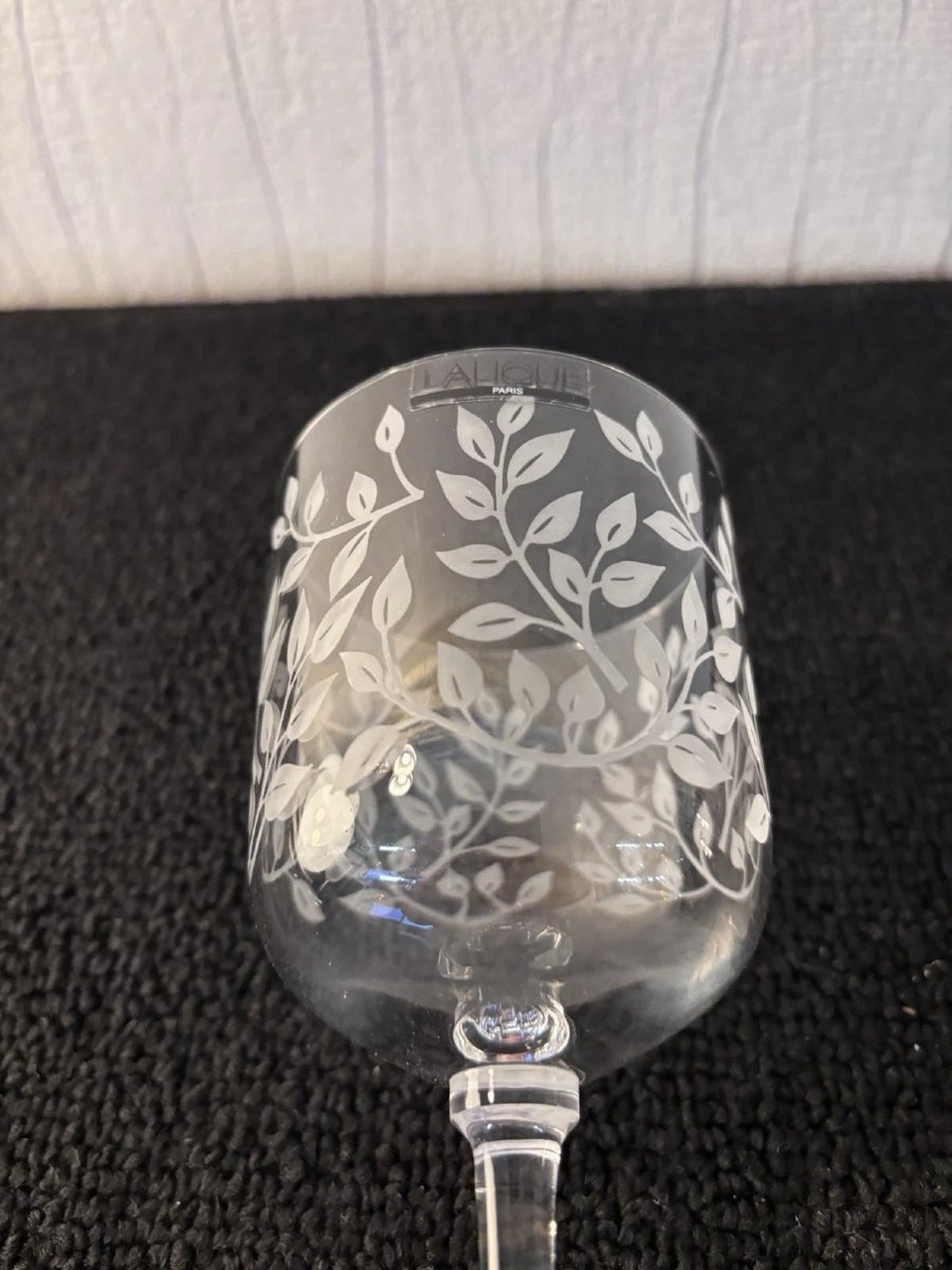 Lalique Liane Clear Crystal Wine Glass-photo-1