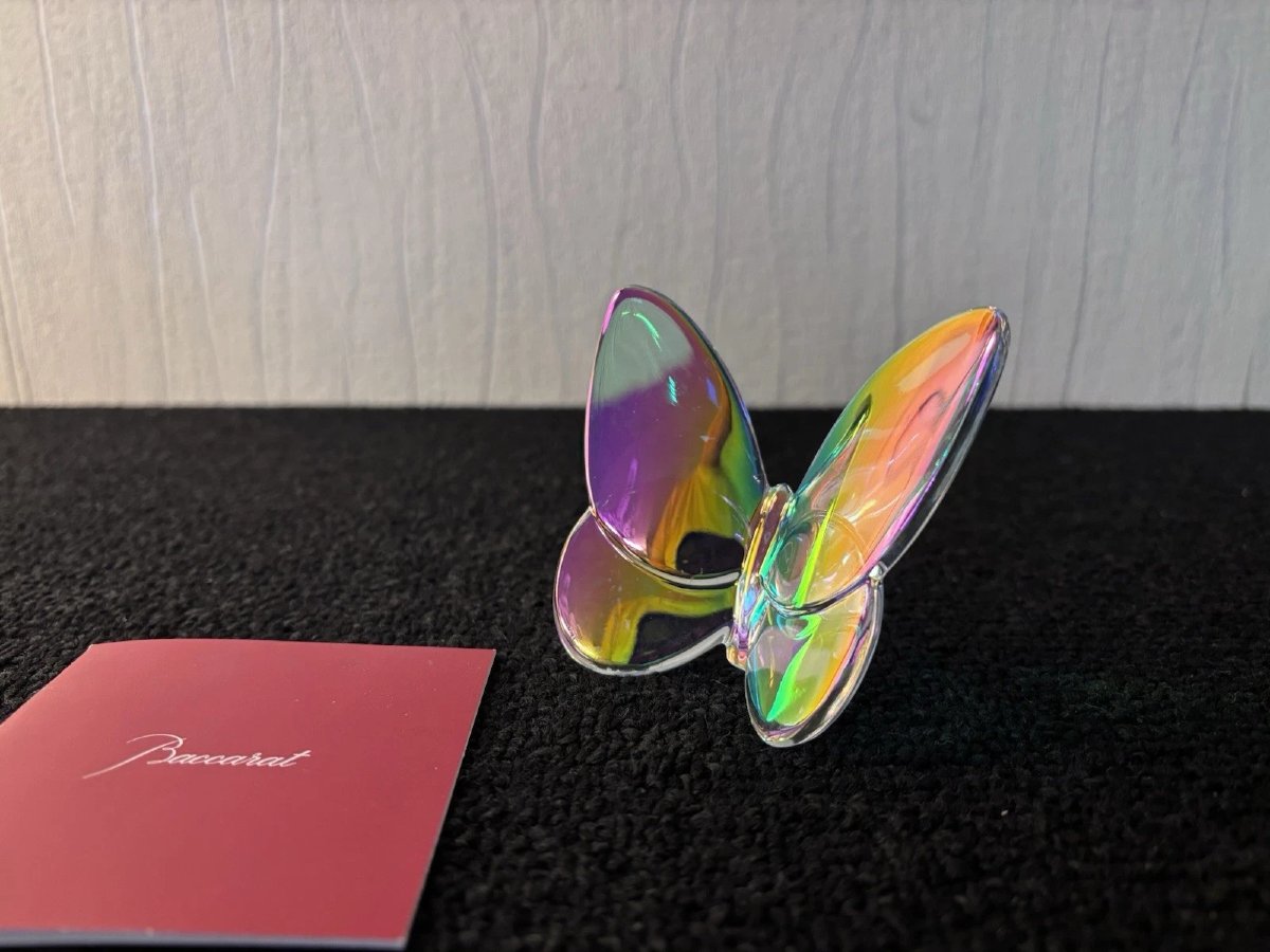 PAPILLON CLAIR IRISE EN CRISTAL DE BACCARAT