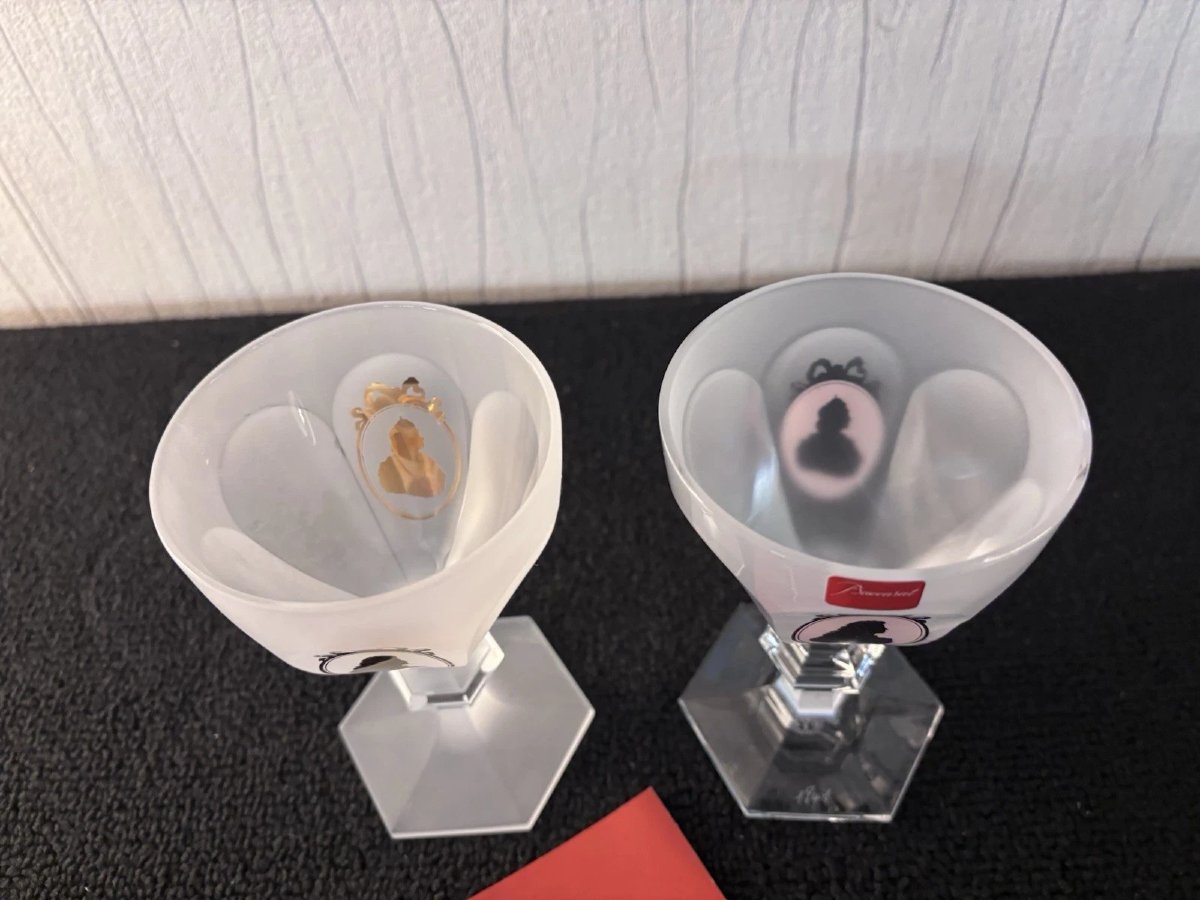 Set Of 2 Harcourt-style Glasses With Medallions, Made Of Baccarat Crystal-photo-3