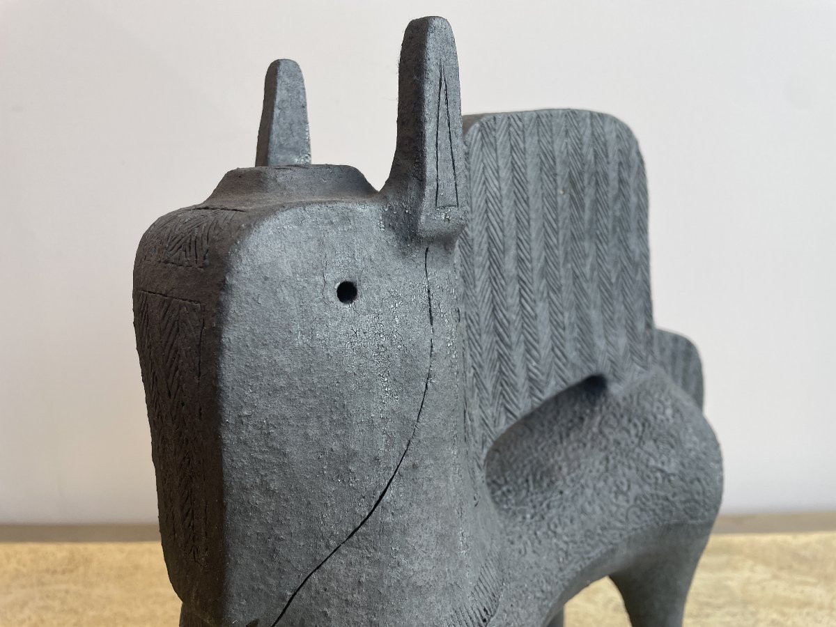 William Byl - Horse - Black Sandstone-photo-6