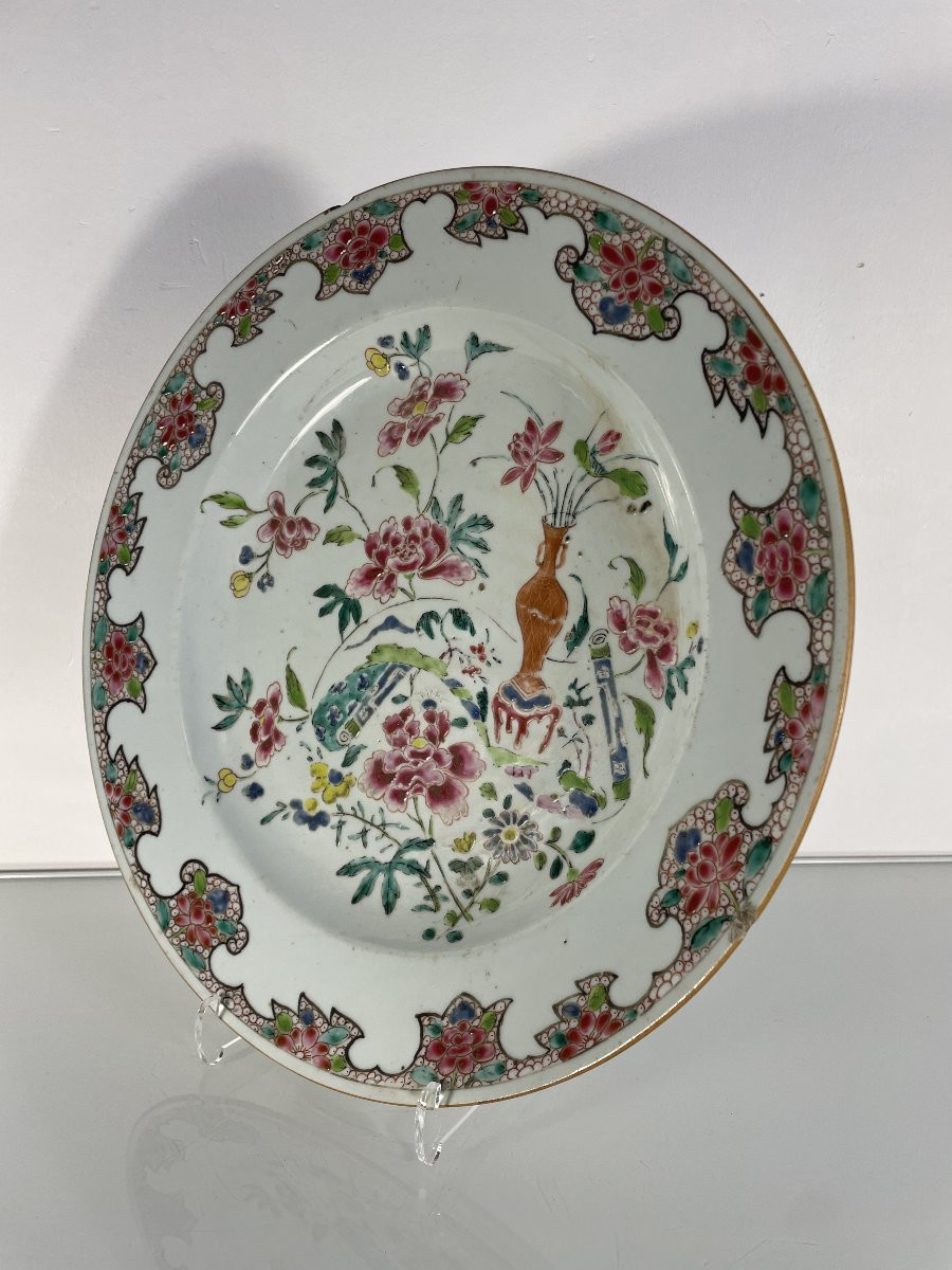 Plat Circulaire en Porcelaine – Compagnie des Indes – XVIIIᵉ siècle-photo-2