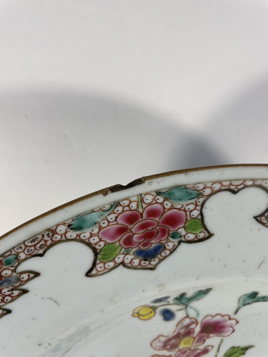 Plat Circulaire en Porcelaine – Compagnie des Indes – XVIIIᵉ siècle-photo-4