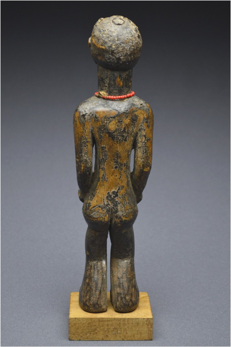 Tanzanie, Peuple Nyamwezi, Première moitié du XXème siècle, Ancienne statuette anthropomorphe à patine profonde-photo-2