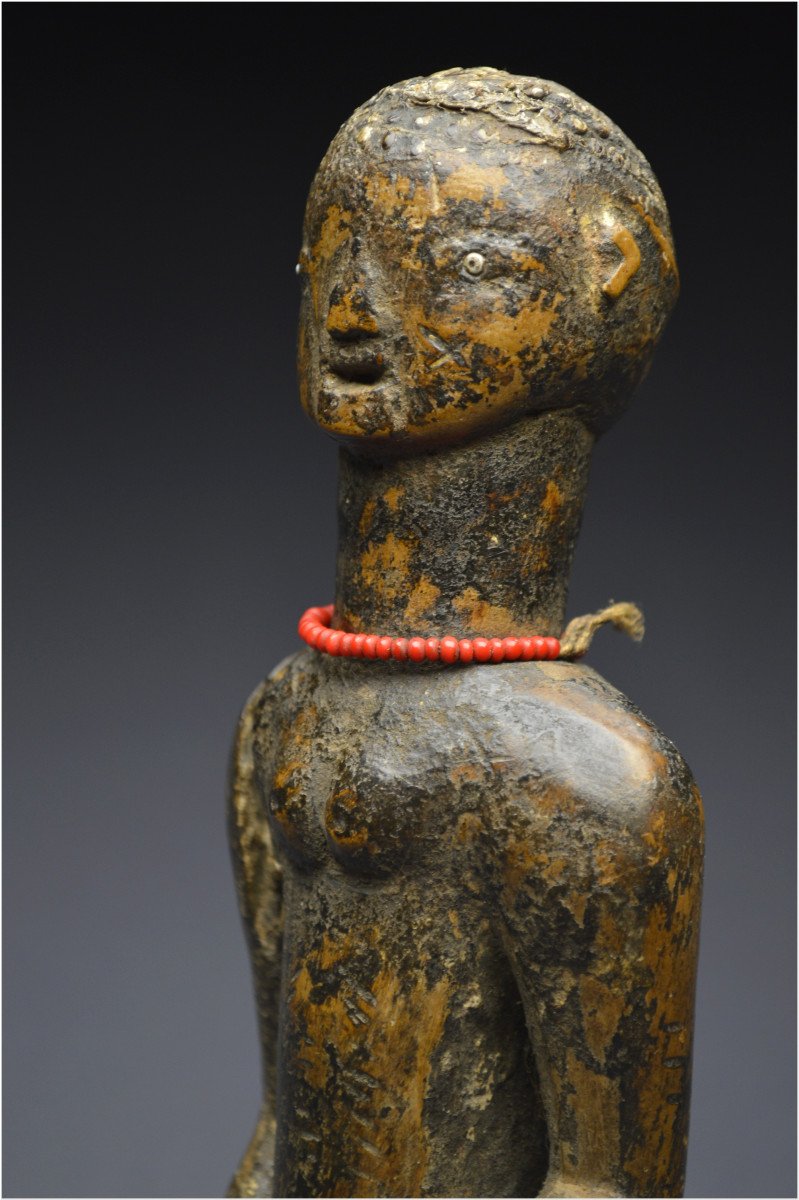 Tanzania, Nyamwezi People, First Half Of The 20th Century, Ancient Anthropomorphic Statuette With Deep Patina