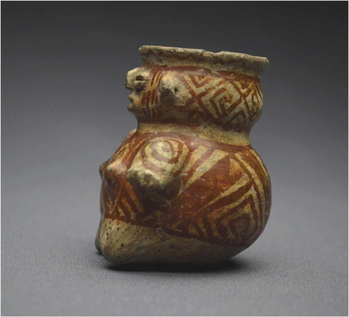 Mexico, 800 – 1500 Ad, Huastec Culture, Small Anthropomorphic Potion Vase, Ceramics With Cream And Red Coffee Engobe-photo-4