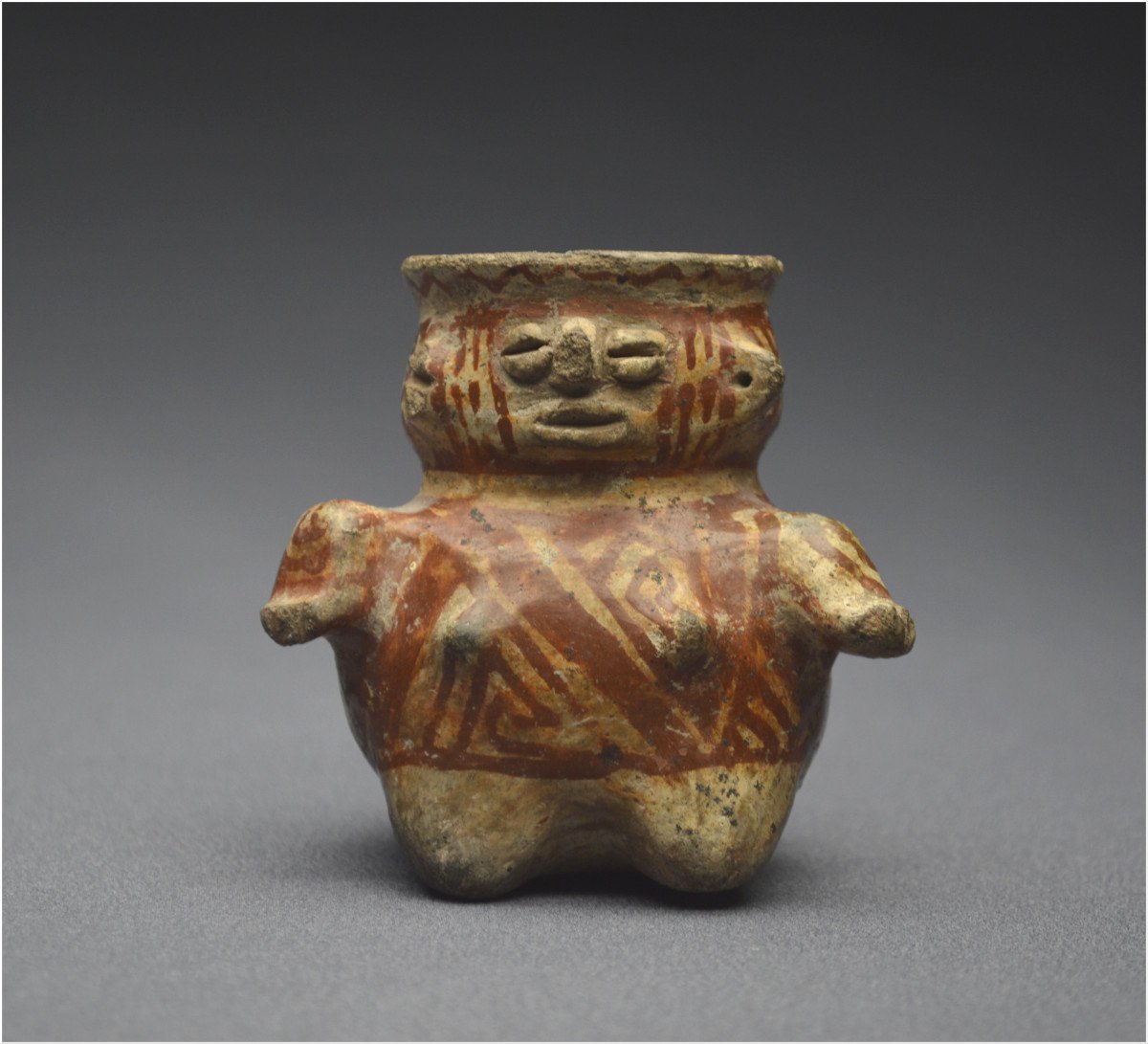 Mexico, 800 – 1500 Ad, Huastec Culture, Small Anthropomorphic Potion Vase, Ceramics With Cream And Red Coffee Engobe
