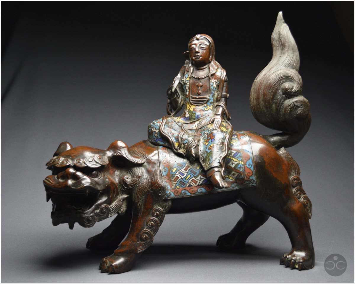 Japan, 19th Century, Important Group In Bronze And Cloisonné Enamels Representing The Bodhisattva Manjusri