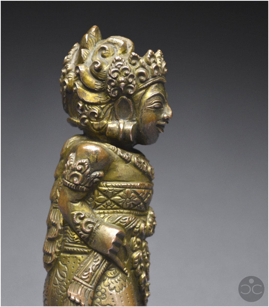 Indonésie, Bali, XVIème - XVIIème siècle, Manche de kriss anthropomorphe en alliage cuivreux-photo-3