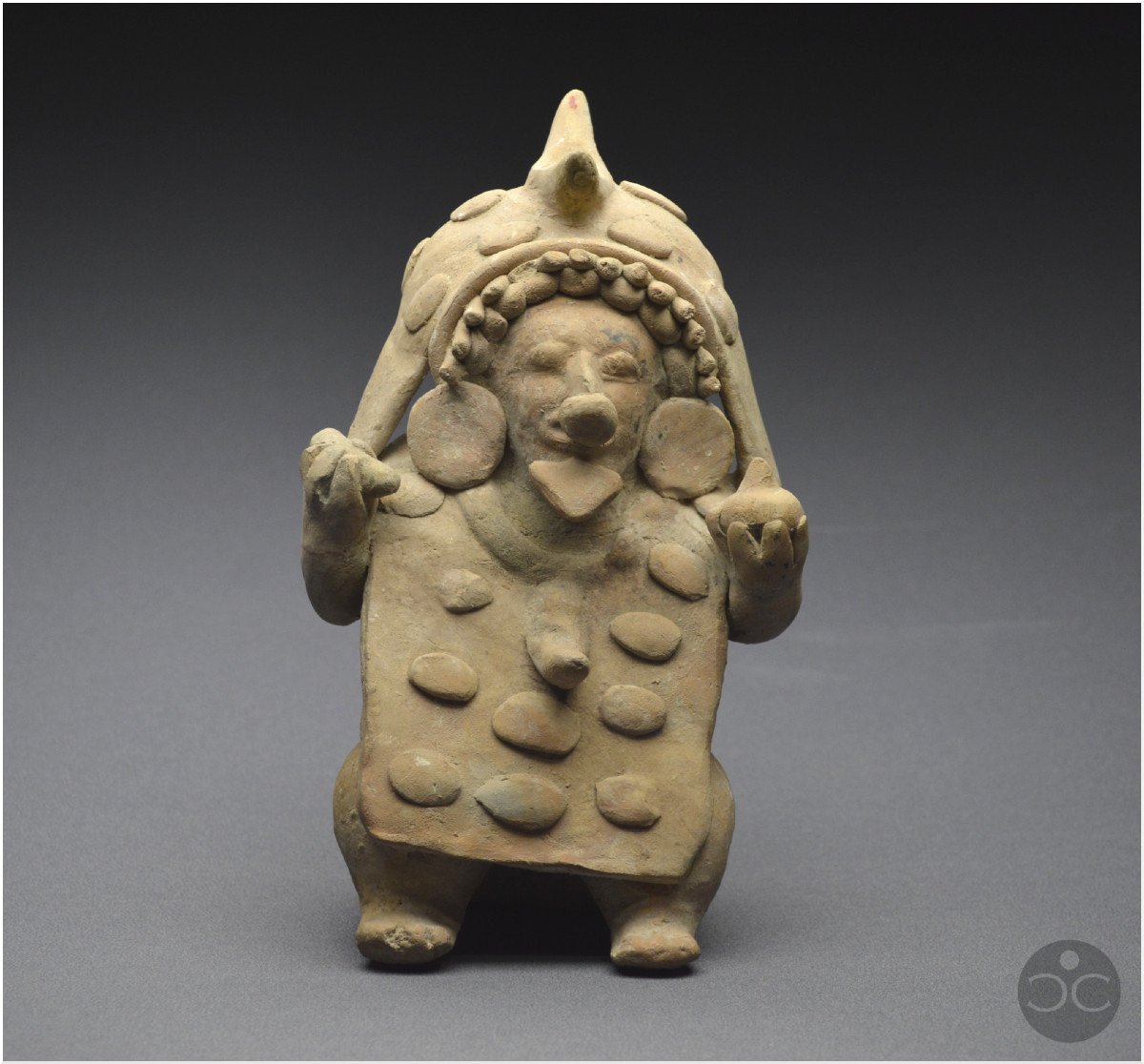 Équateur, 500 av - 500 ap J. -C., Culture Jama-Coaque, Shaman aux offrandes, Céramique ocre-photo-3
