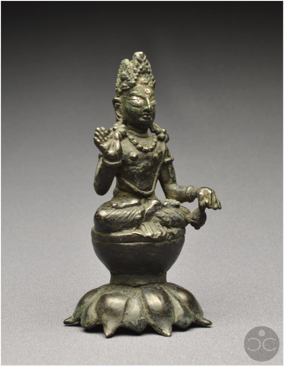 Région Himalaya, VIIème - VIIIème siècle, Représentation du Bouddha du futur, Bronze et argent -photo-2