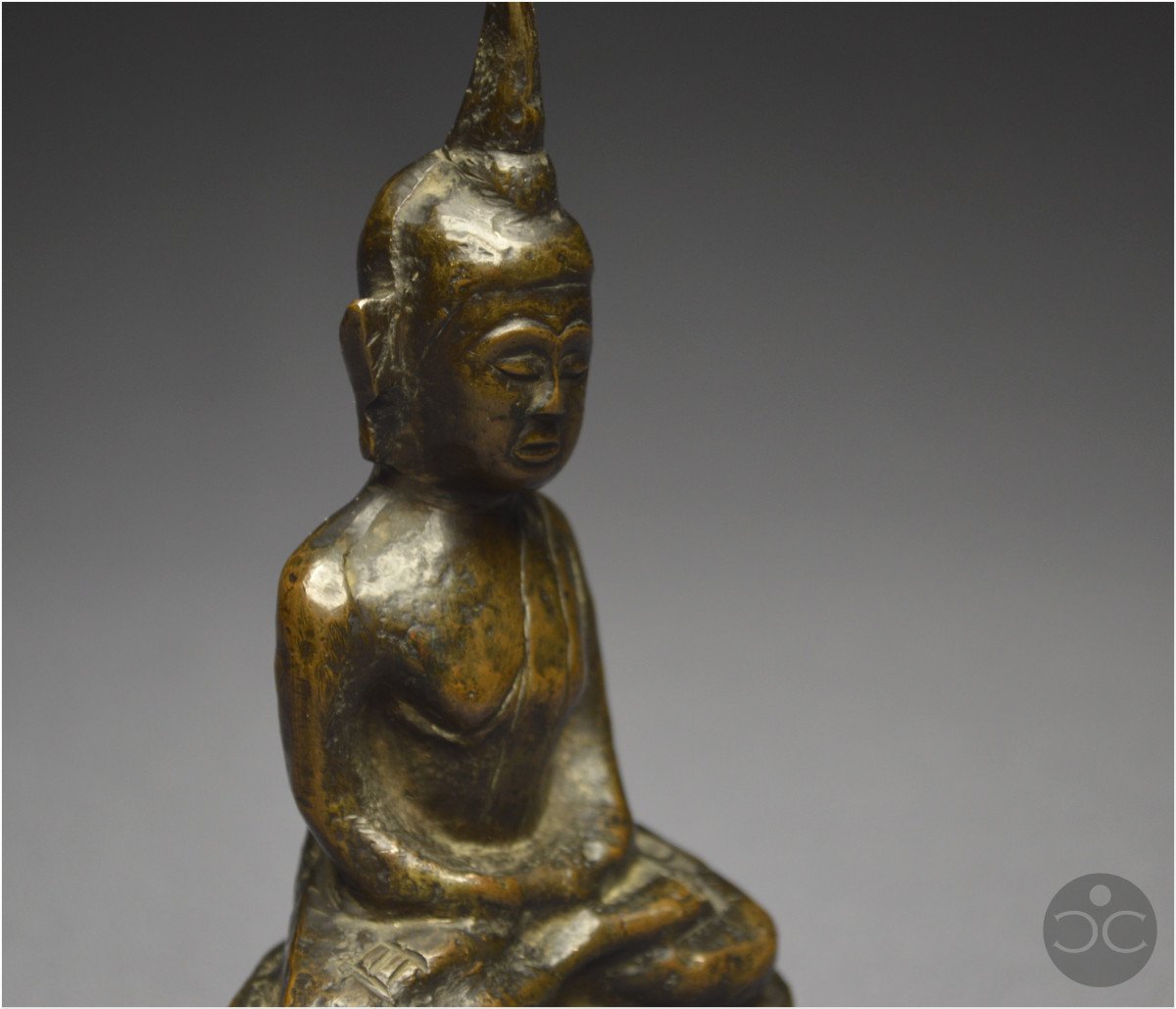 Cambodge / Laos, XVIIIème siècle, Ancien Bouddha Maravijaya en bronze à patine brune-photo-4