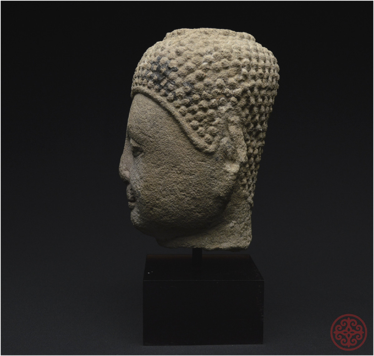 Ancient Kingdom Of Siam, Ayutthaya School, 16th Century, Sandstone Buddha Head On A Stand-photo-2
