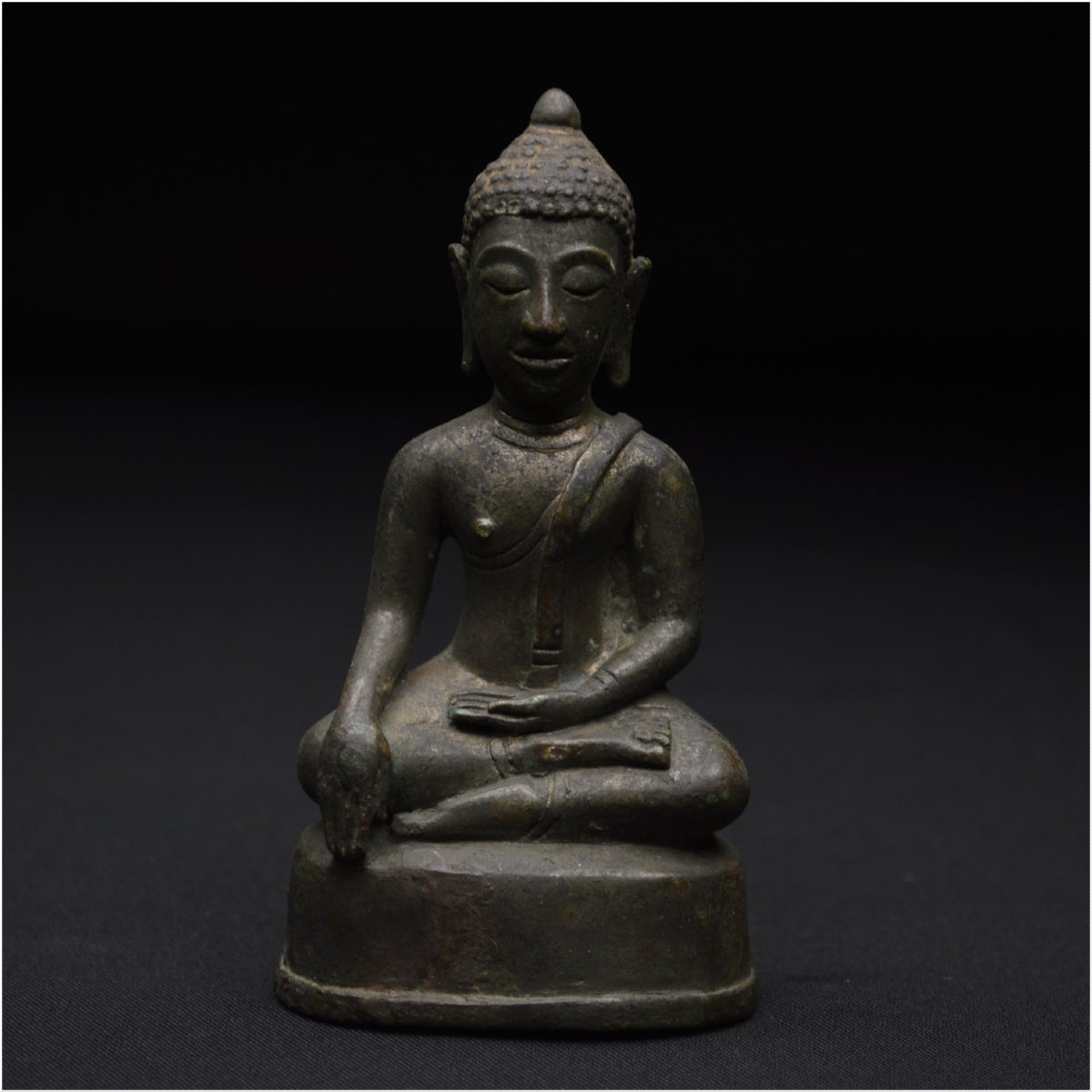 Ancien Royaume de Siam, XIXème siècle, Statuette du Bouddha Maravijaya en bronze-photo-2