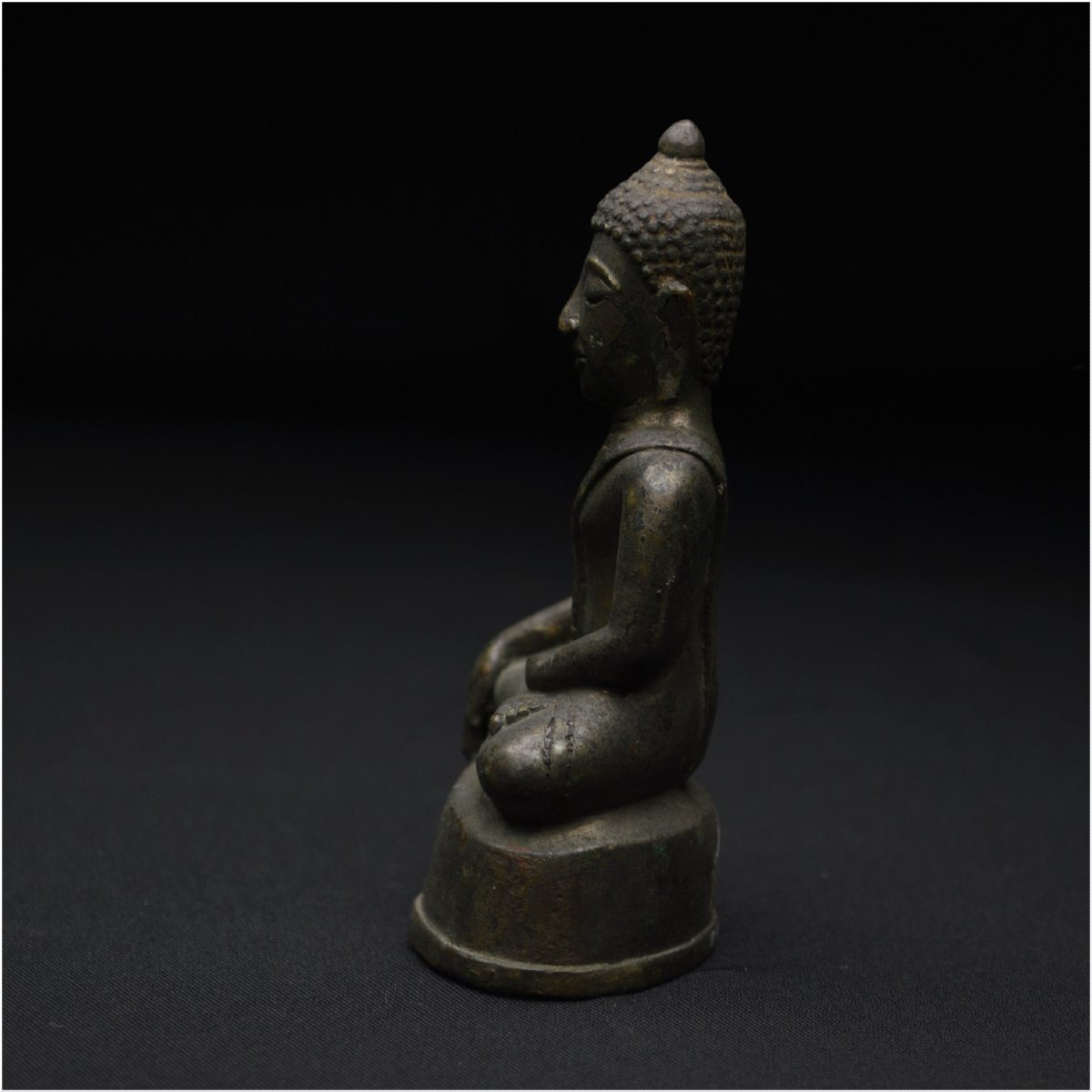 Ancien Royaume de Siam, XIXème siècle, Statuette du Bouddha Maravijaya en bronze-photo-1