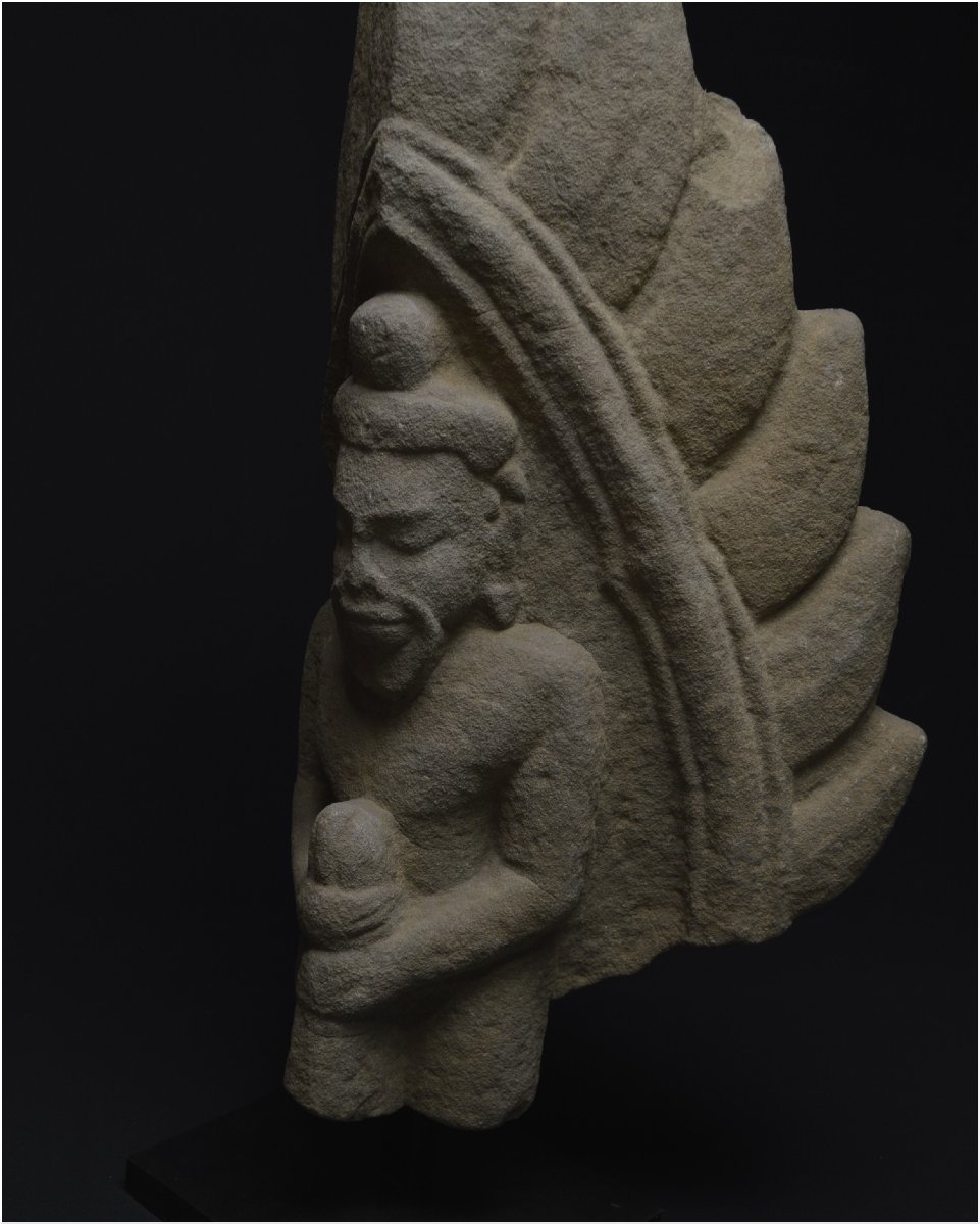 Vietnam, 10th-12th Century, Ancient Kingdom Of Champa, Large Antefix Decorated With A Dvarapala, Sandstone-photo-7