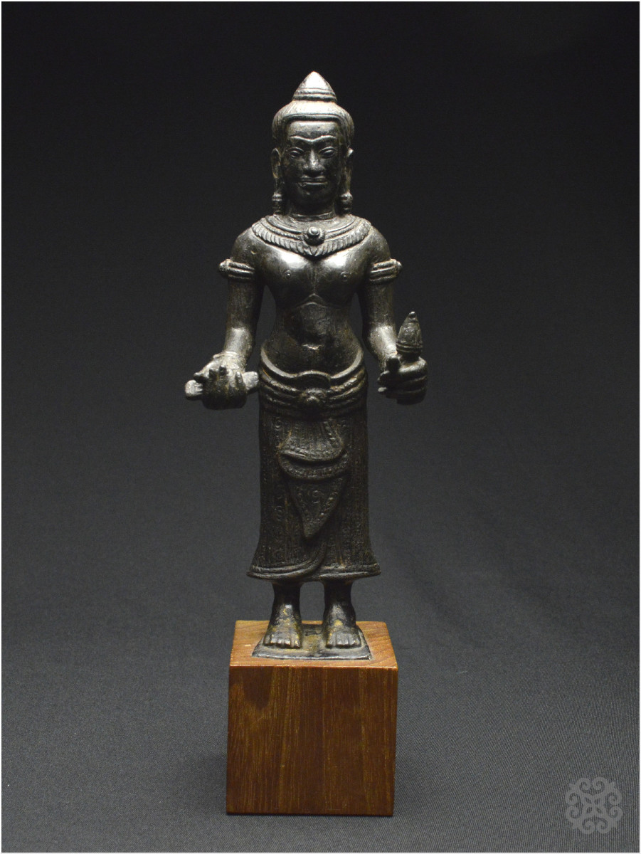 Ancient Khmer Empire, Angkorian Period, 12th–13th Century, Bronze Statuette Of Prajnaparamita-photo-2