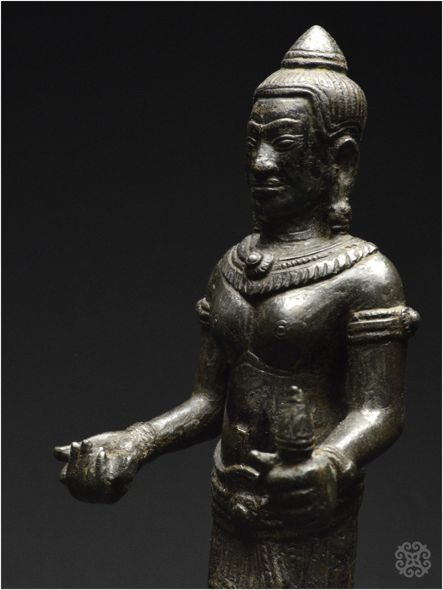 Ancient Khmer Empire, Angkorian Period, 12th–13th Century, Bronze Statuette Of Prajnaparamita-photo-5