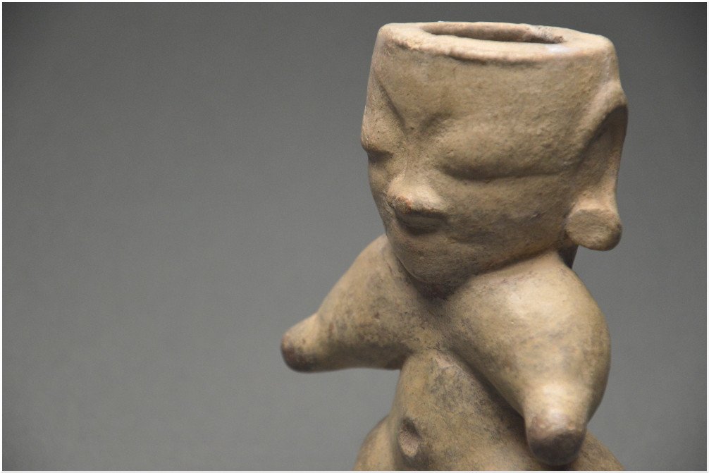 Colombia, Zenú Civilization, 1000 - 1500 Ad, Ceramic Figure With Gray-beige Slip-photo-5