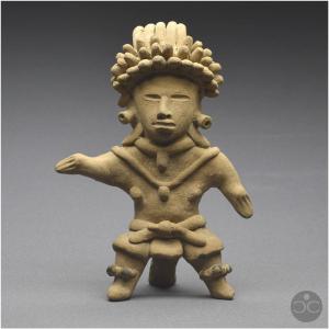 Mexico, 450 - 750 Ad, Veracruz Culture, Statuette Of A Richly Adorned Priest, Ceramic