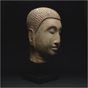 Ancien Royaume de Siam, École d’Ayutthaya, XVè -XVIè siècle, Grande tête de Bouddha en pierre