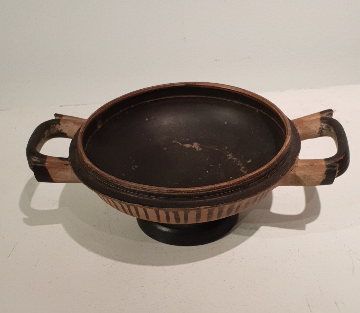 Lekane Base, Cup, Greek Art. Greater Greece 4th Bc.-photo-2