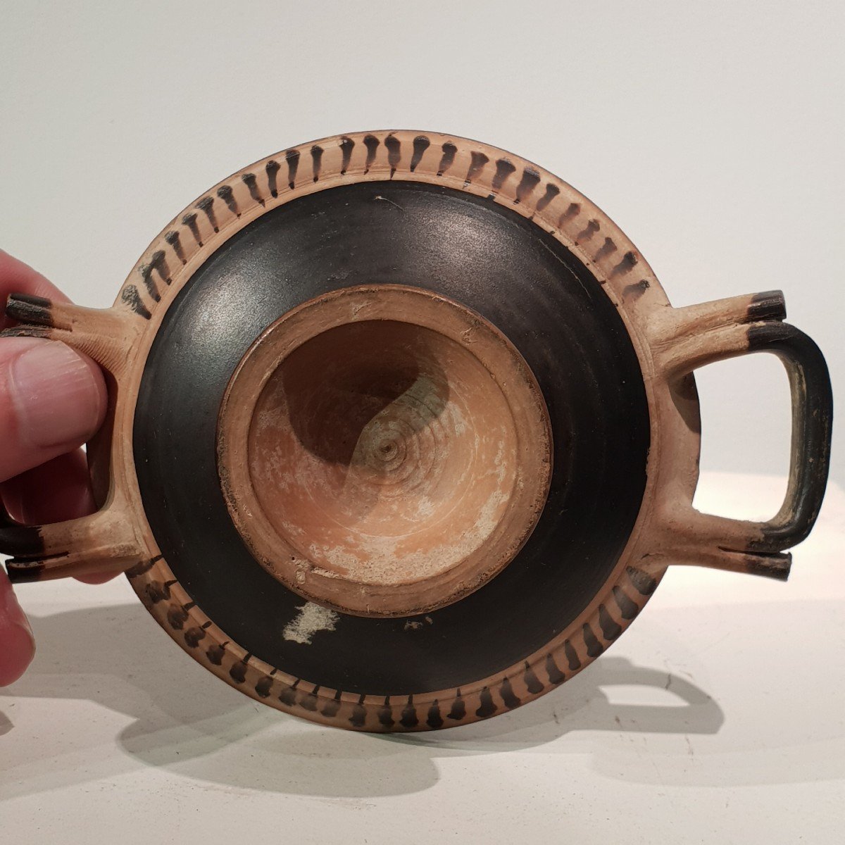 Lekane Base, Cup, Greek Art. Greater Greece 4th Bc.-photo-1