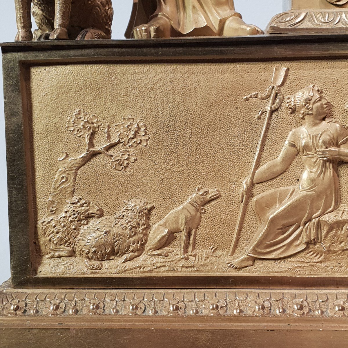 Gilt Bronze Clock From The Restoration Period, Bergère Et Amoure-photo-4