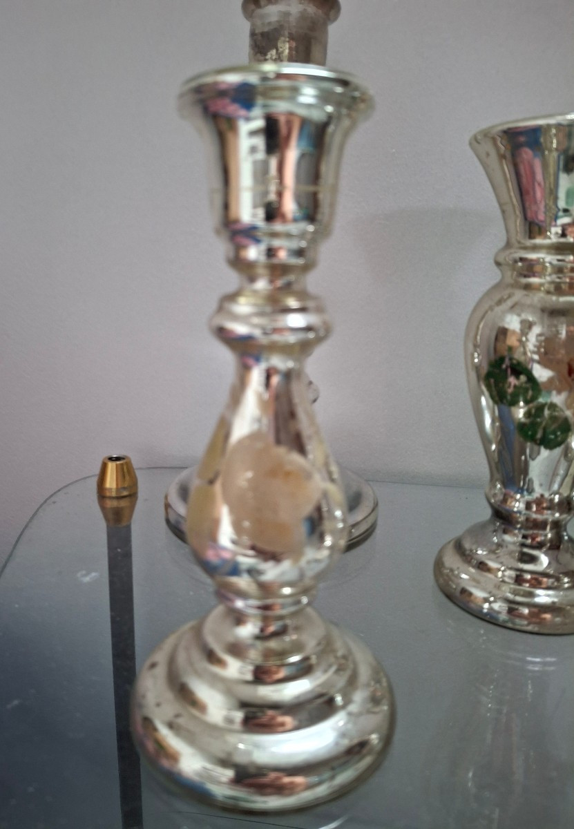 3 bougeoirs dont 1 paire et 2 vases en verre eglomisé, a décor floral peint,  nap. III, 19eme -photo-4