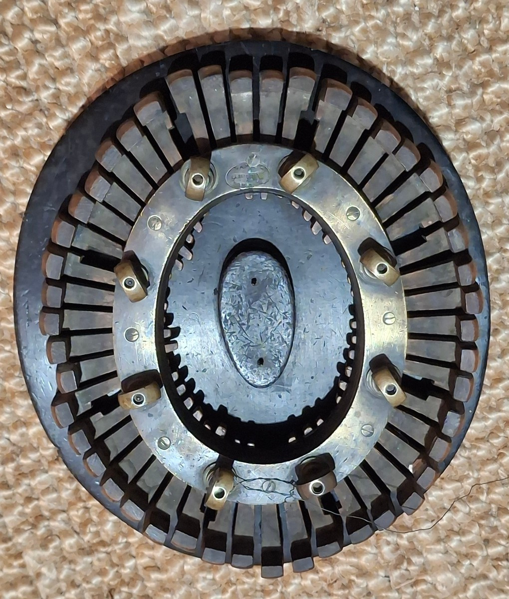 Hat Fitter, Allie Ainé In Paris, 19th Century-photo-2