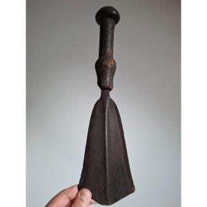 Couteau yakoma ancien congo vers 1900