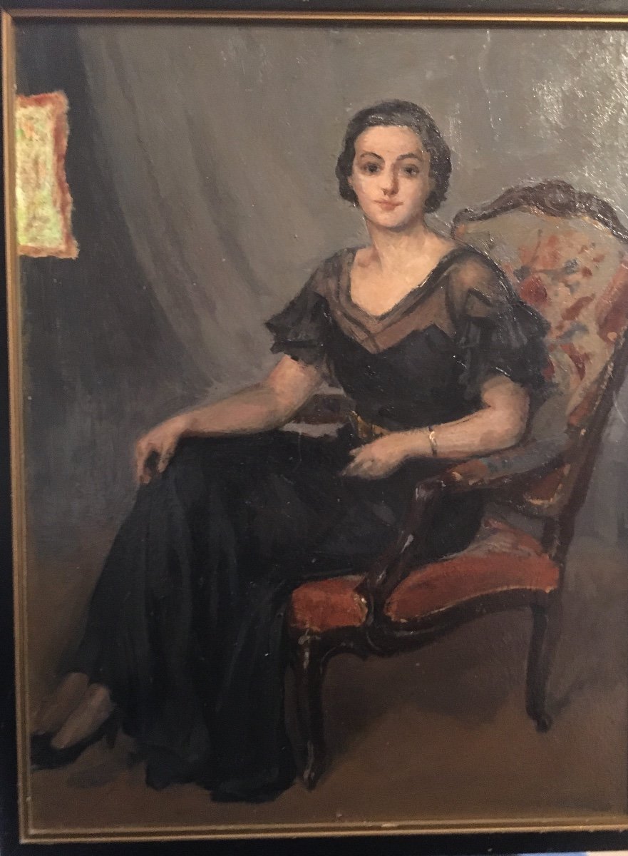 Portrait Of Woman - Elegant