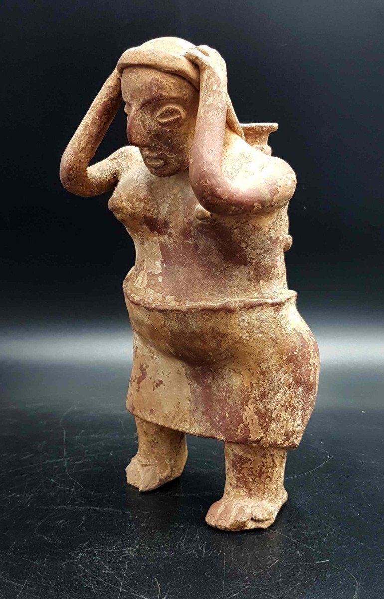 Woman Carrying A Jar, Jalisco Culture, Mexico-photo-1