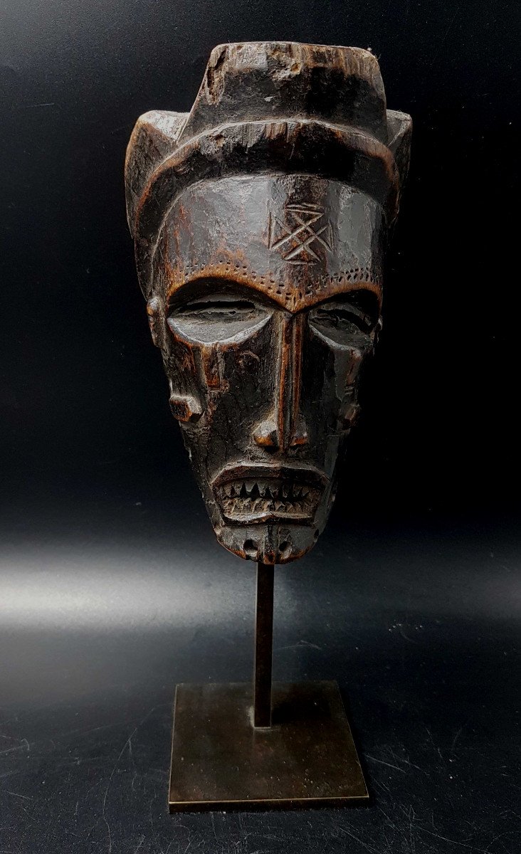 Mask Of The Tchokxe People, Angola