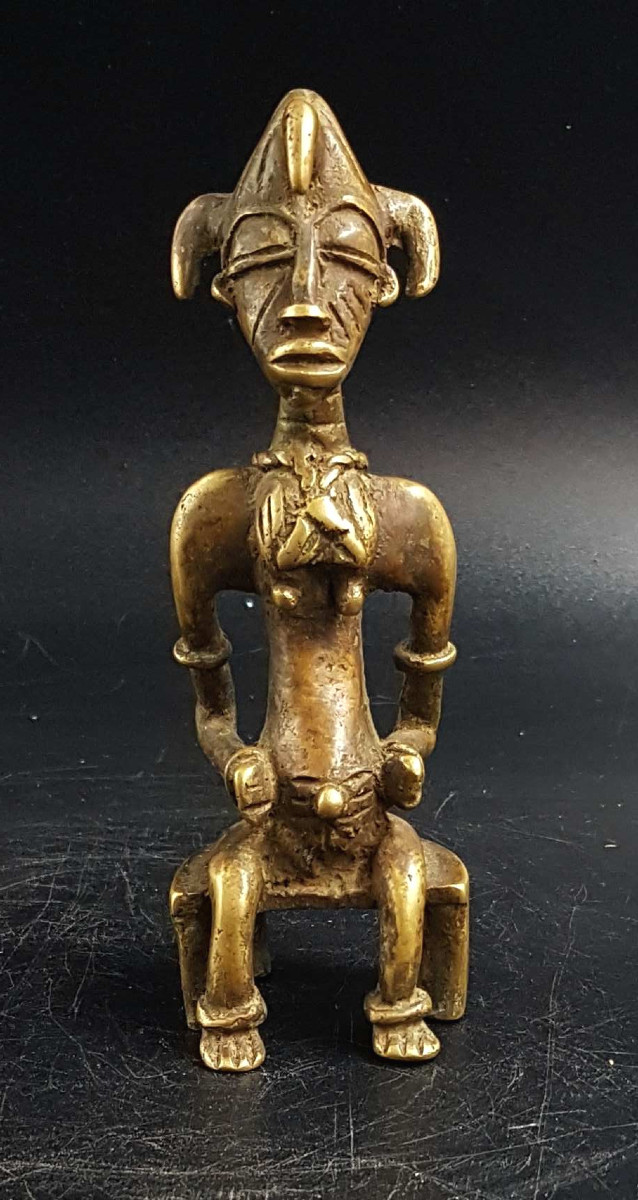 Statue féminine, alliage de cuivre, peuple Senoufo, Côte d'Ivoire-photo-2