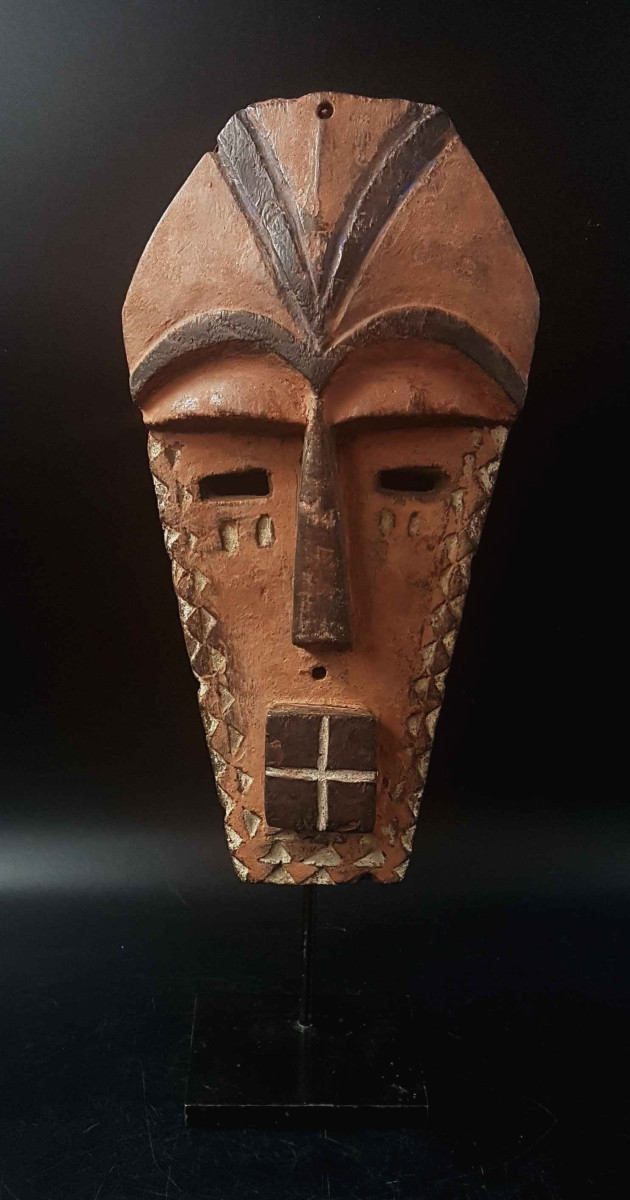 Masque plat, peuple Pende oriental, R.D .C.
