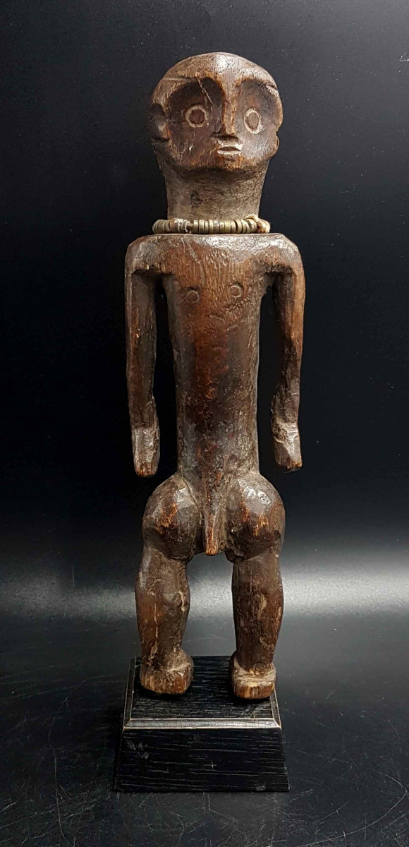 Statue Of The Ngbaka People, Drc 01