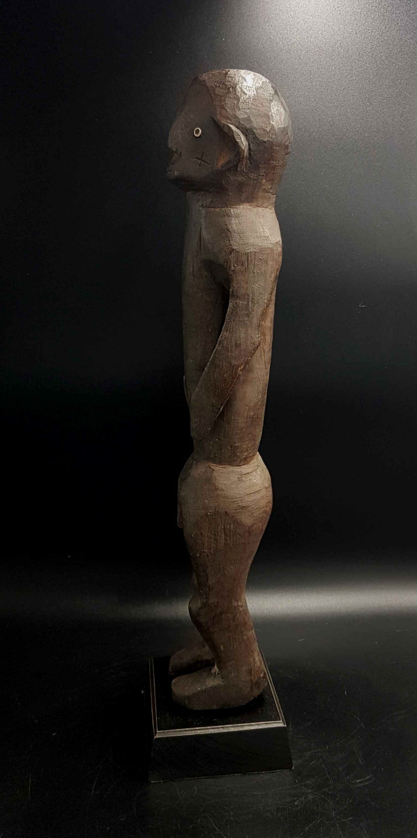 Statue Of The Ngbaka People, Drc 02-photo-1