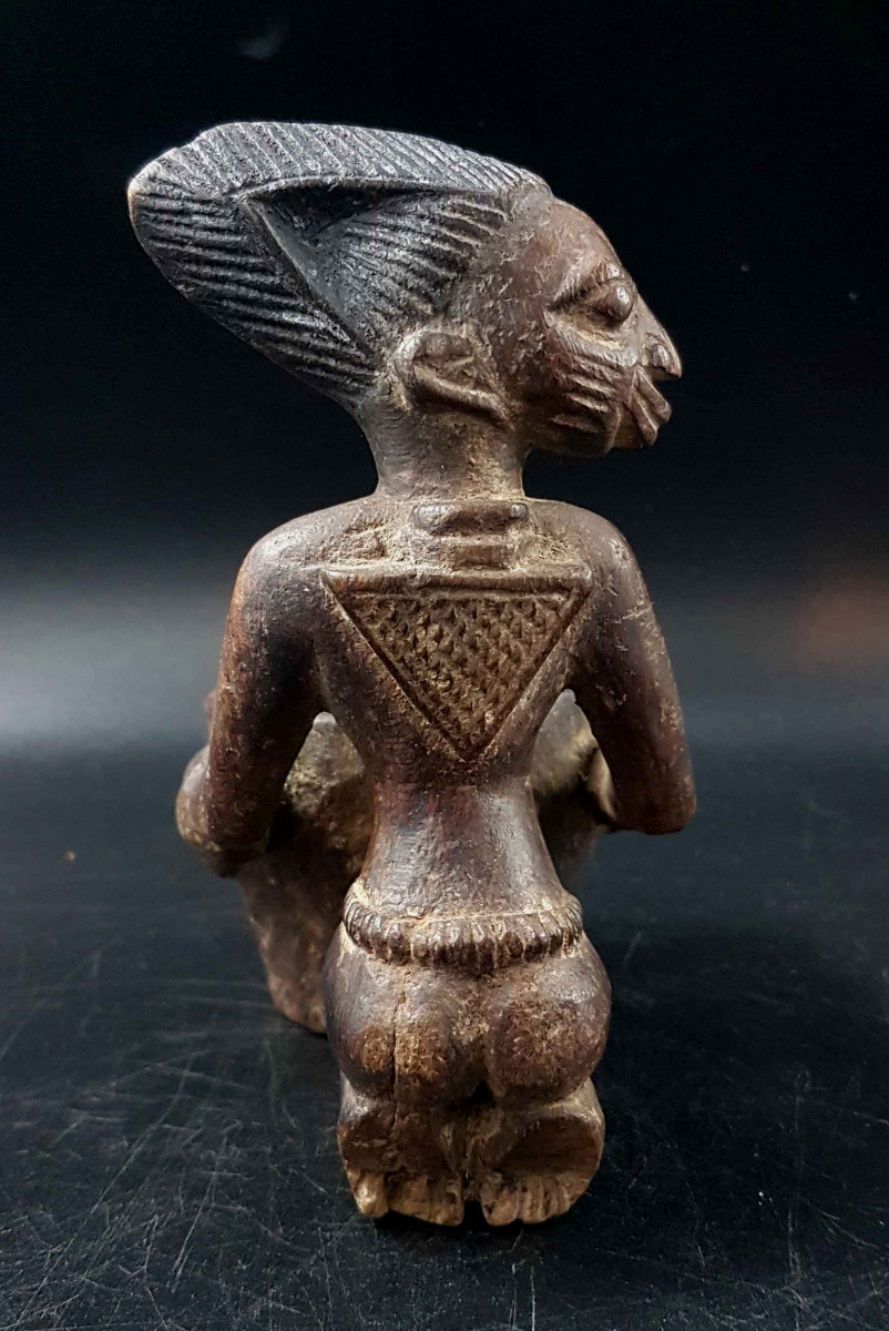 Porteuse de coupe, peuple Yoruba, Bénin  01-photo-4