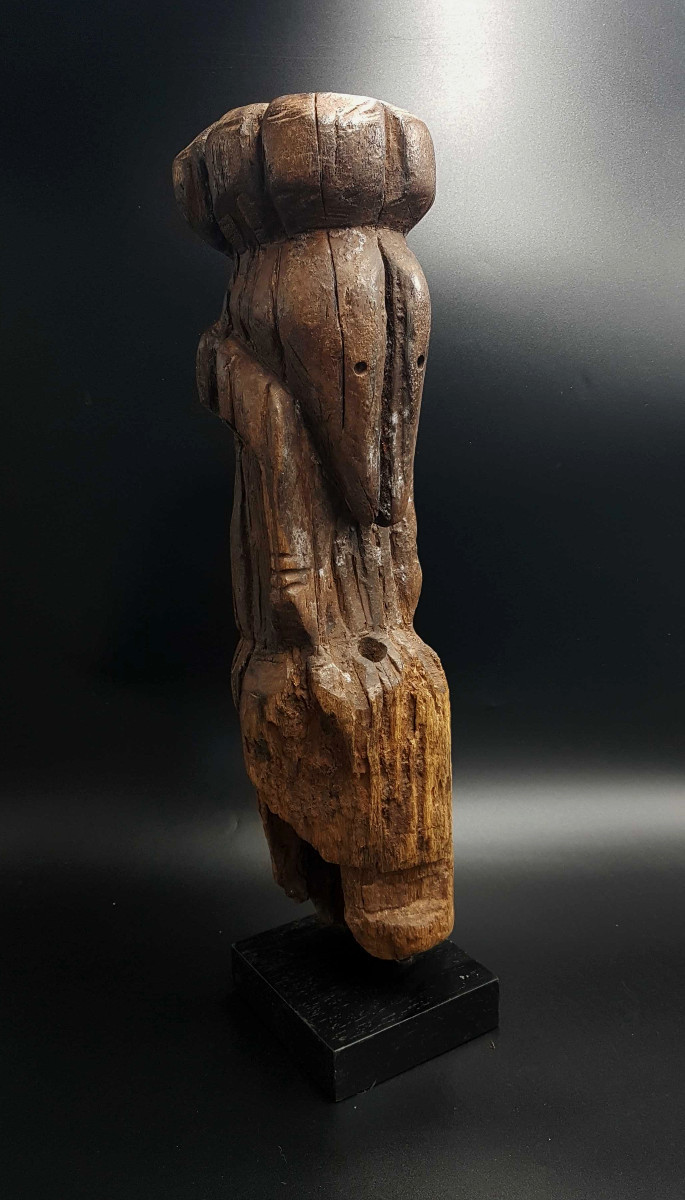 Poteau cultuel, peuple Kusu, R.D.C.-photo-2