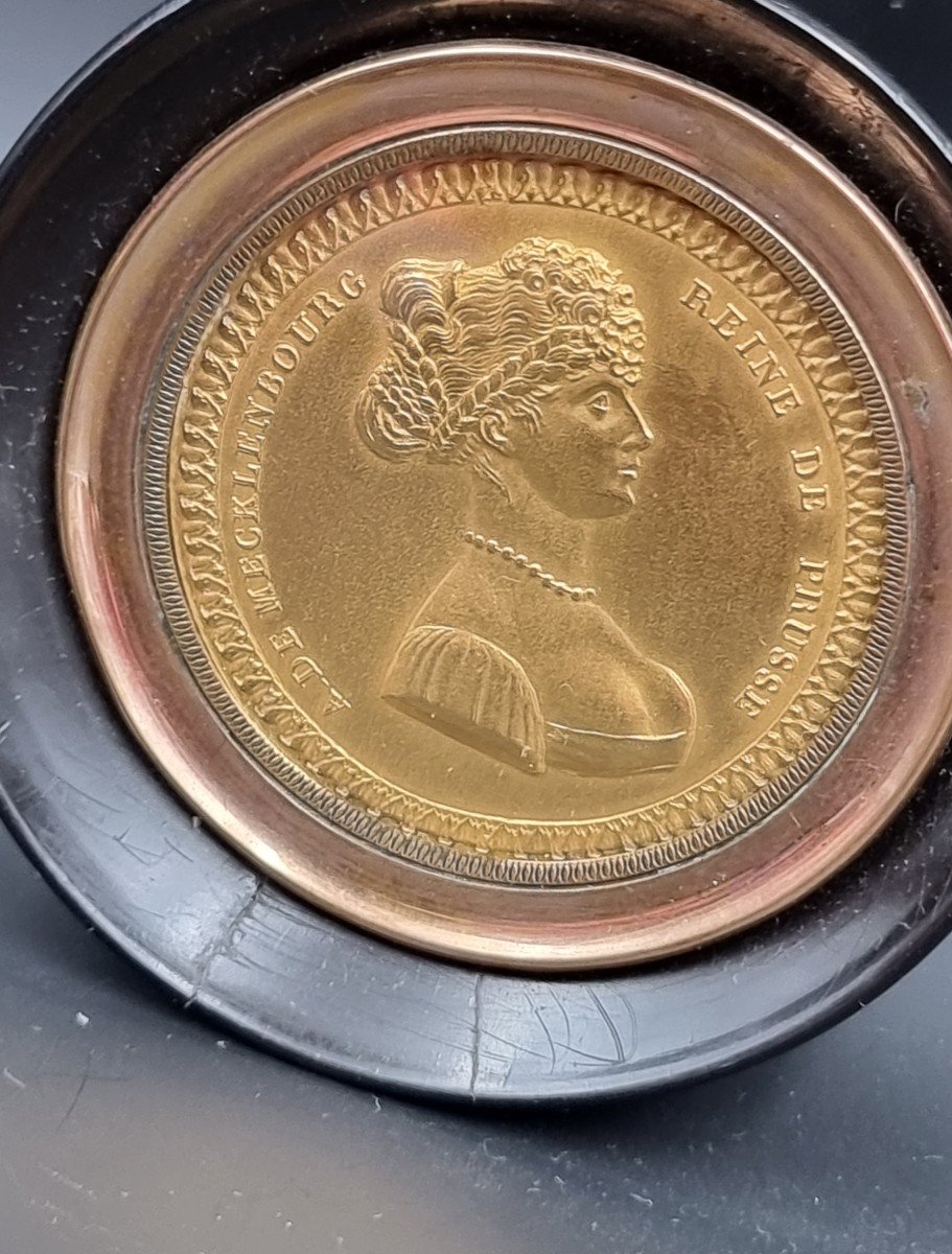 Medallion Louise Augusta Wilhelmine Amélie Of Mecklenburg-strelitz Queen Of Prussia