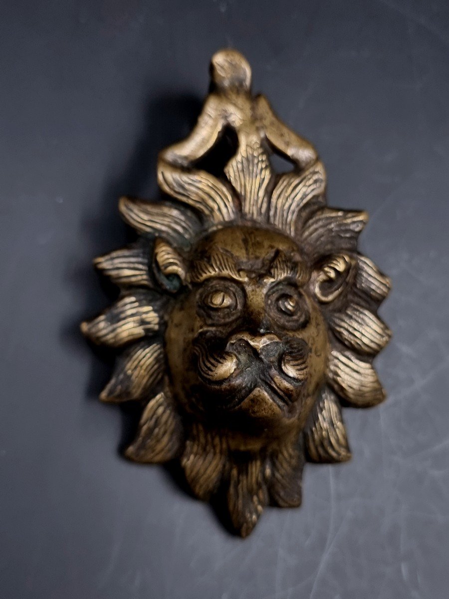 Cast Bronze Harness Plate Lost Wax Forming A Lion Seventeenth - Eighteenth Century-photo-2