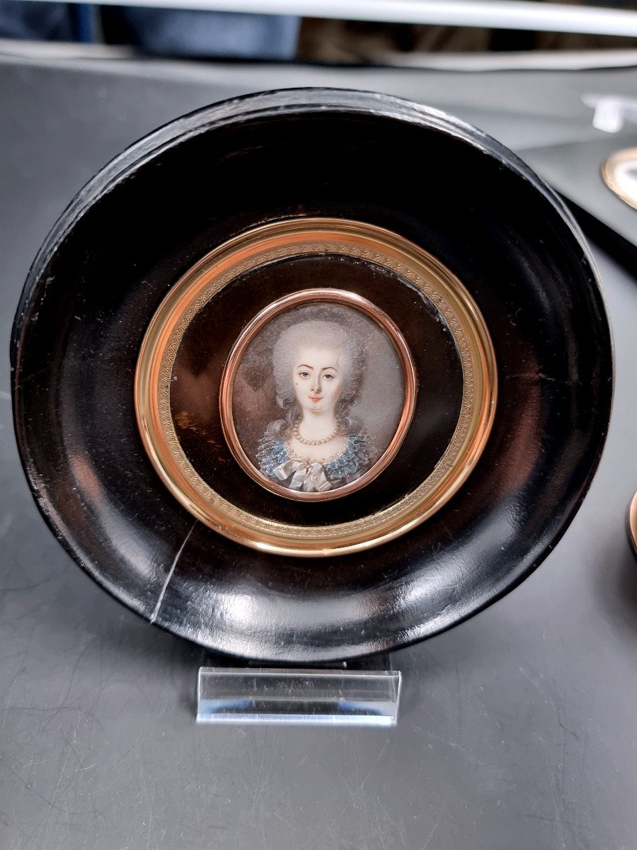 Miniature Femme Au Collier De Perles époque XVIIIe Siècle -photo-3