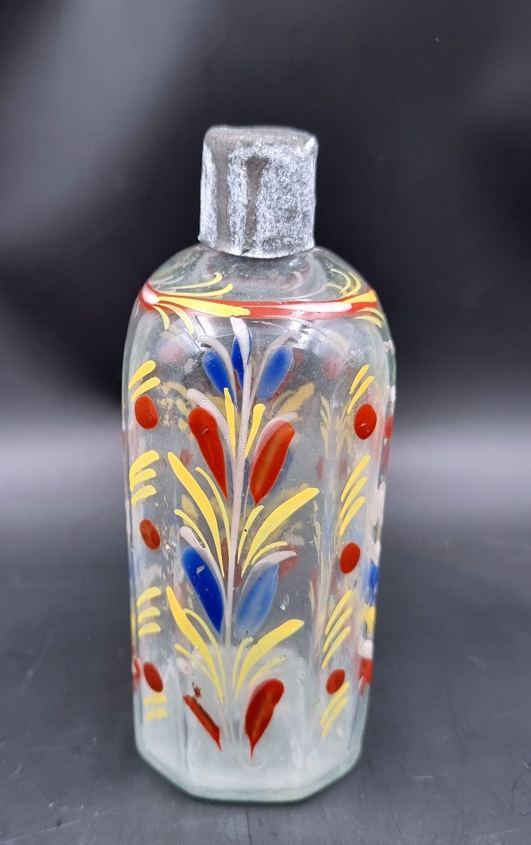Enamelled Glass Bottle With Scrolls And Flowers 18th Century Swiss Or Eastern France-photo-2