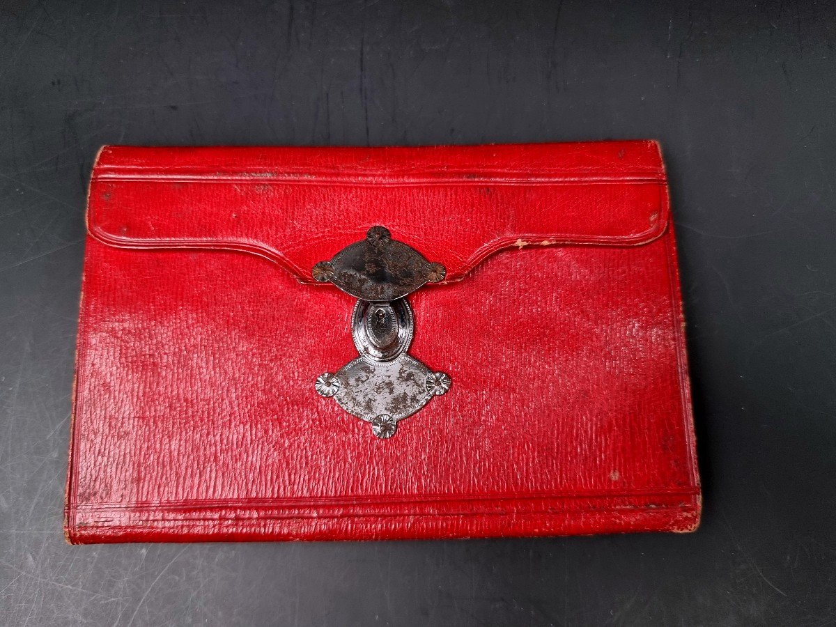 First Empire Period Wallet In Red Leather And Trimmed With A Miniature Steel Clasp-photo-4
