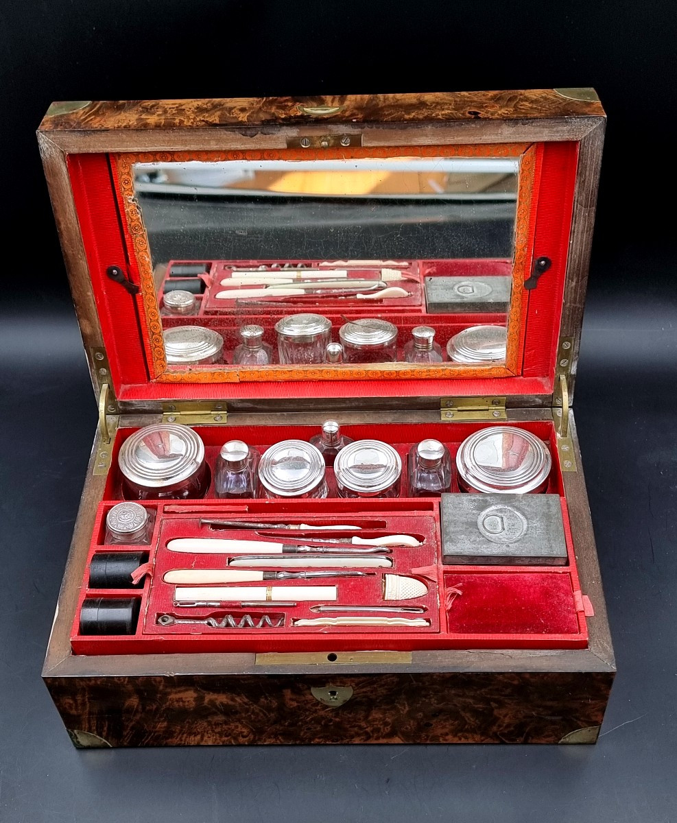 Empire Period Travel Kit With The First Name Of Agathe, Complete With Accessories