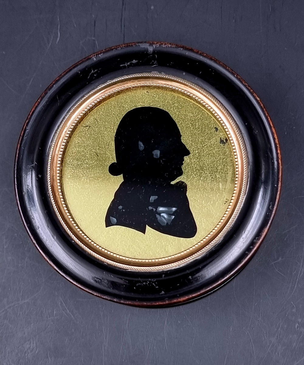 Box Lid Decorated With The églomisé Profile Of A Man, Late 18th Century, Louis XVI Period