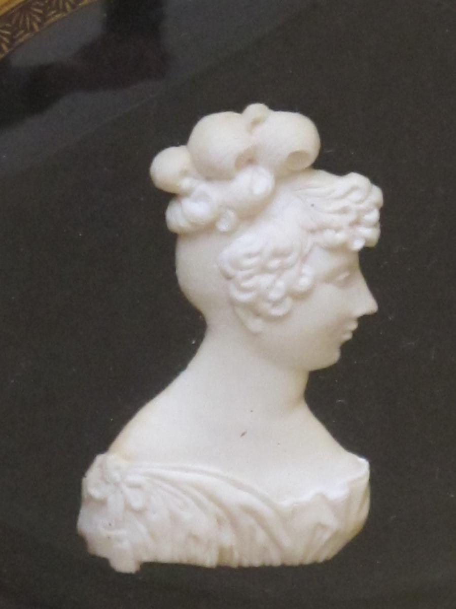 Profile Of Young Girl In Ivory Carved 1830-photo-2