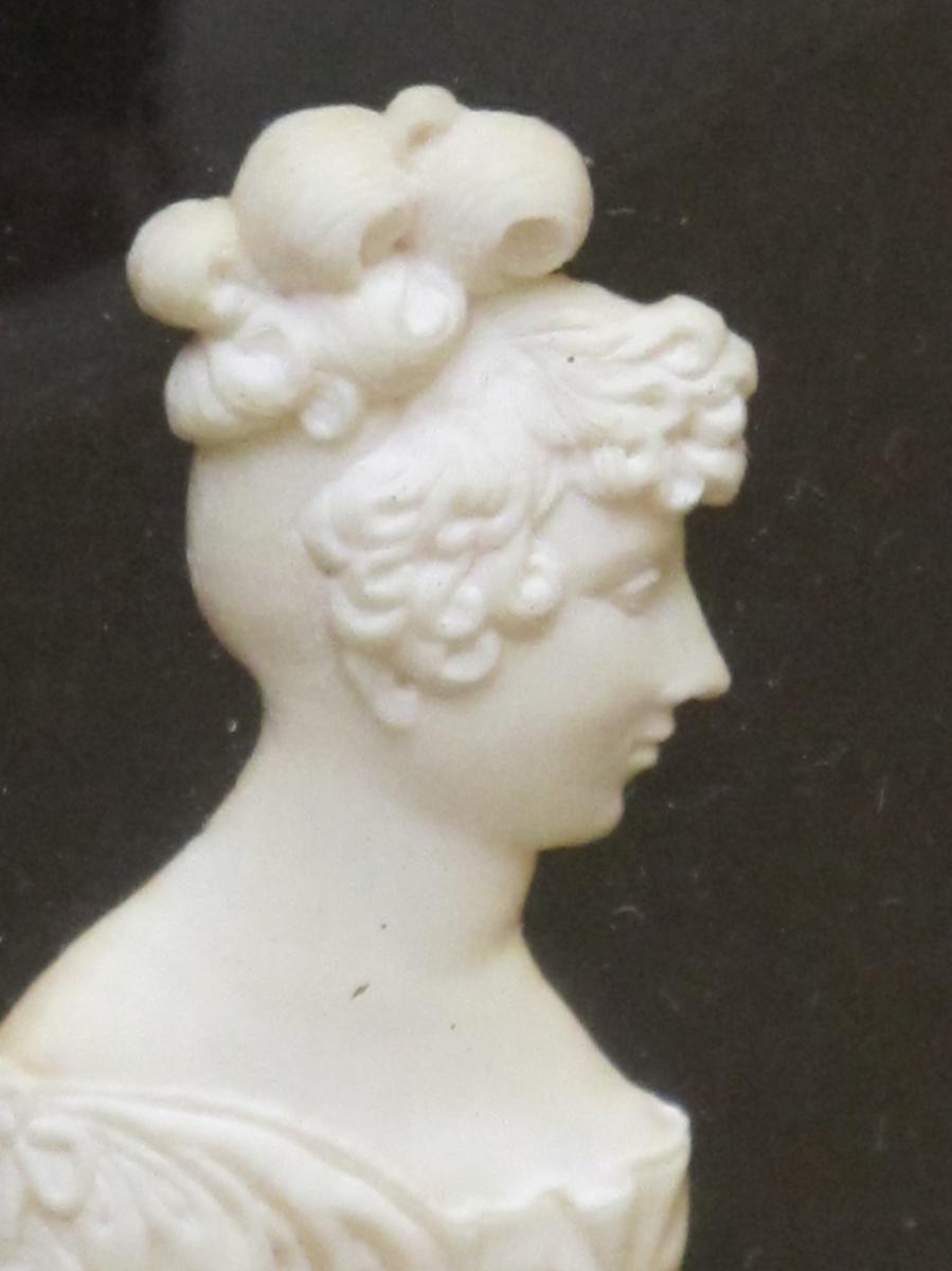 Profile Of Young Girl In Ivory Carved 1830-photo-3