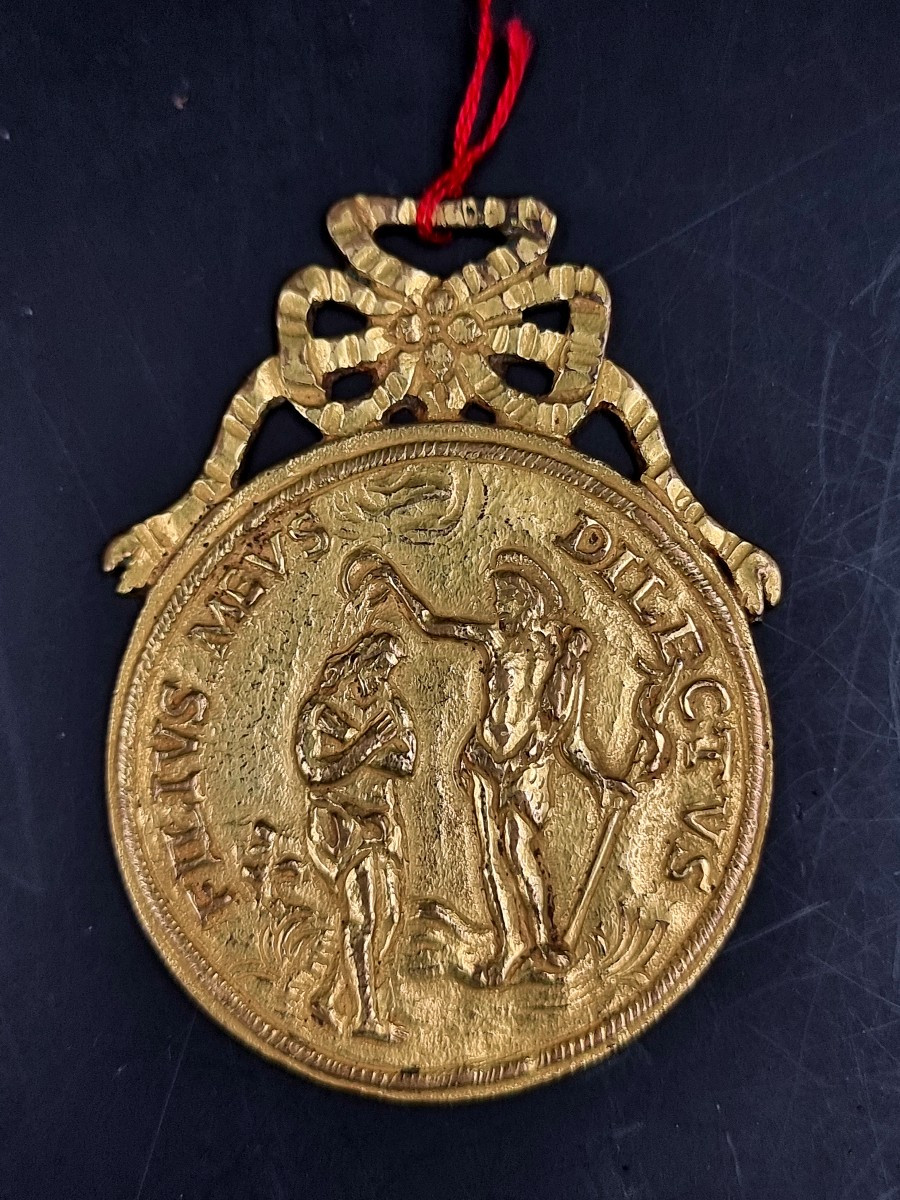 Gilt Bronze Baptismal Medal, Louis XVI Period, Depicting Jesus And St. John The Baptist  